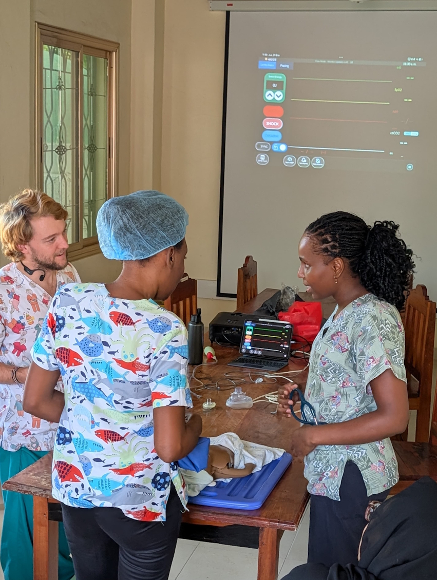 formación en cuidados intensivos lamu